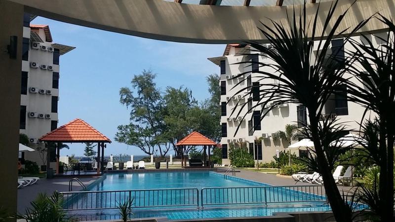Samsuria Beach Resort & Residence Cherating Zewnętrze zdjęcie